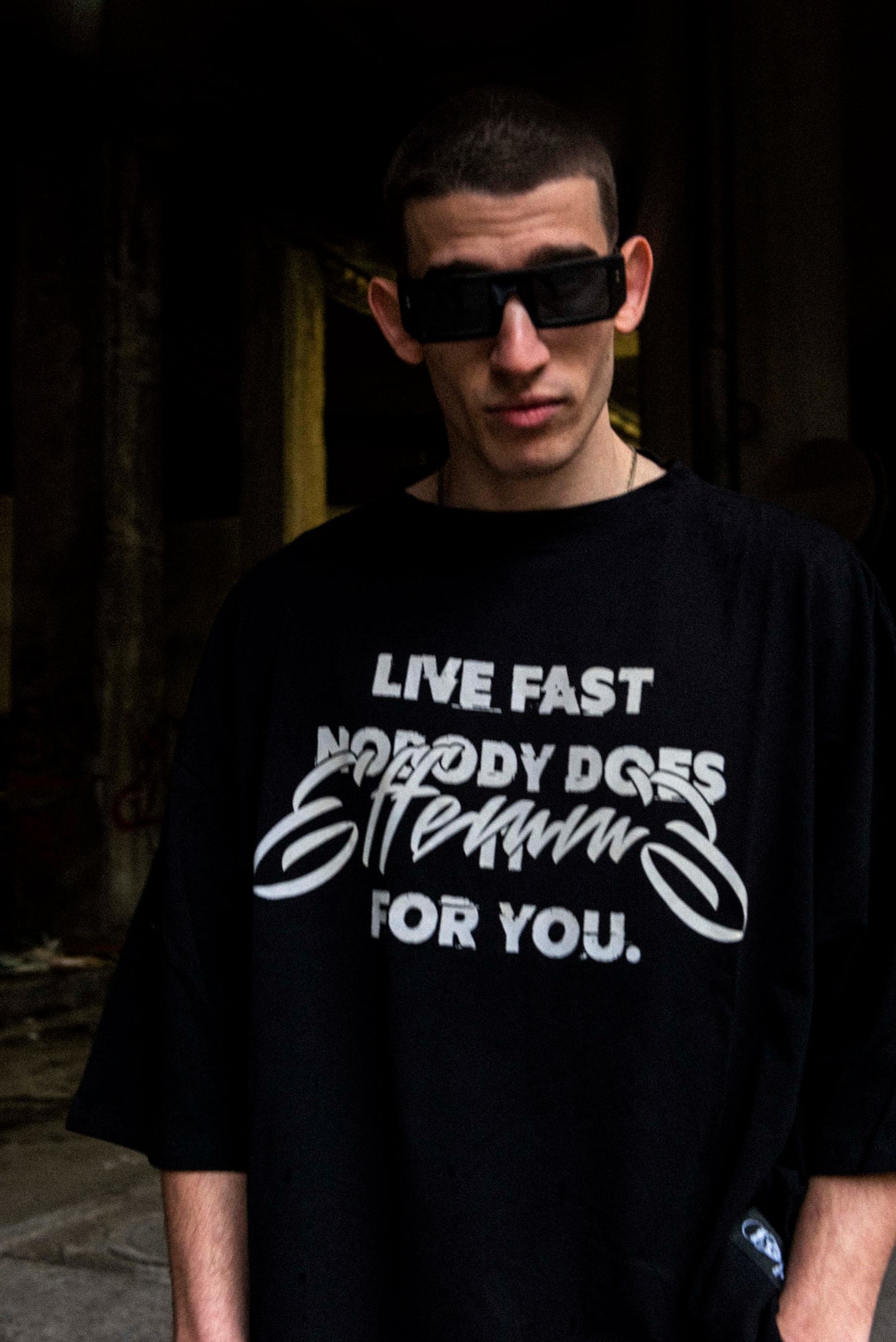 T-shirt Live Fast Black