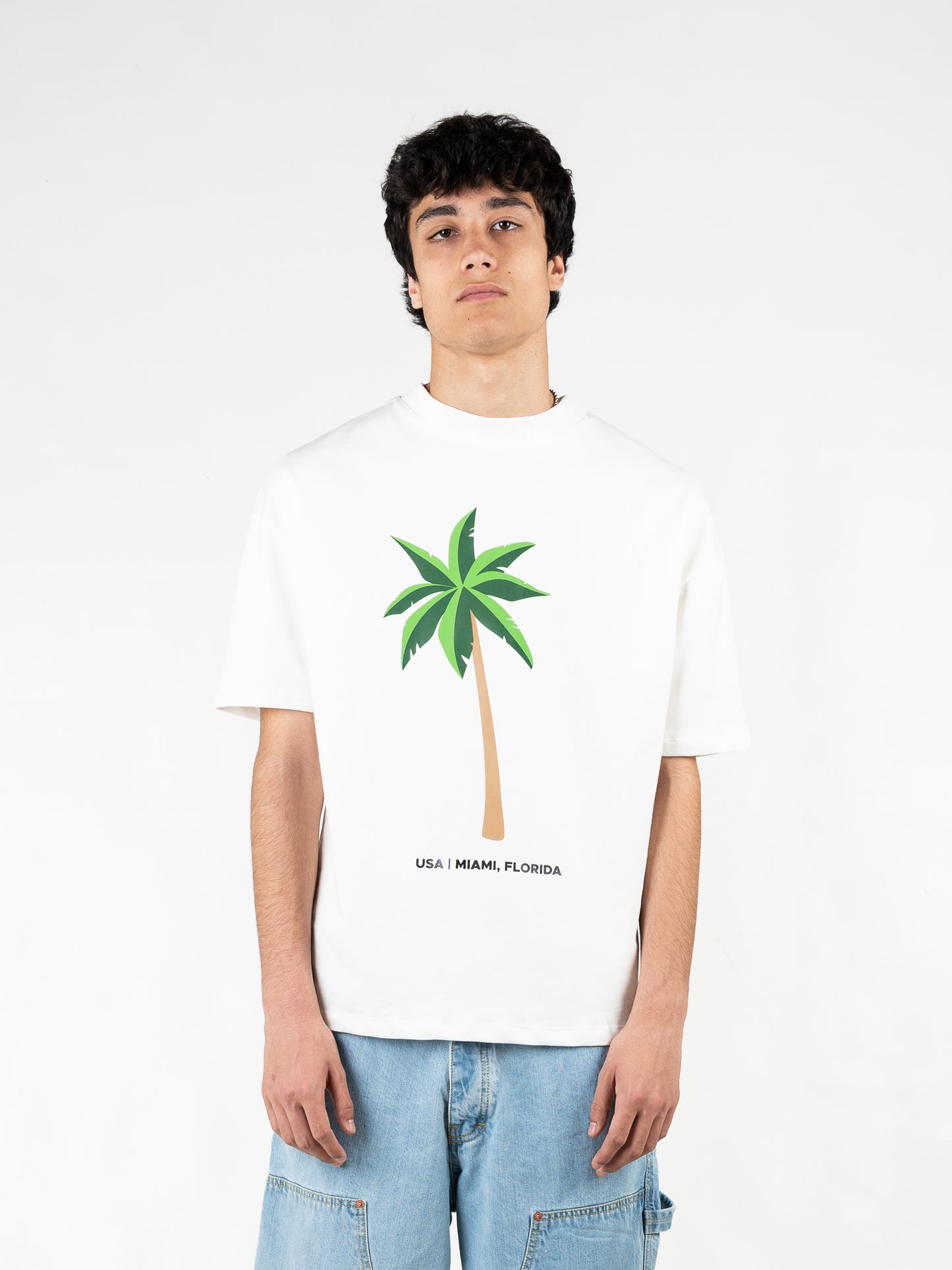 Tee Palm White
