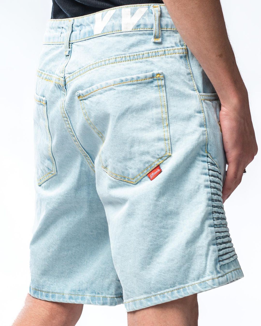 Bermuda in denim chiaro biker Effemme Exclusive Lab