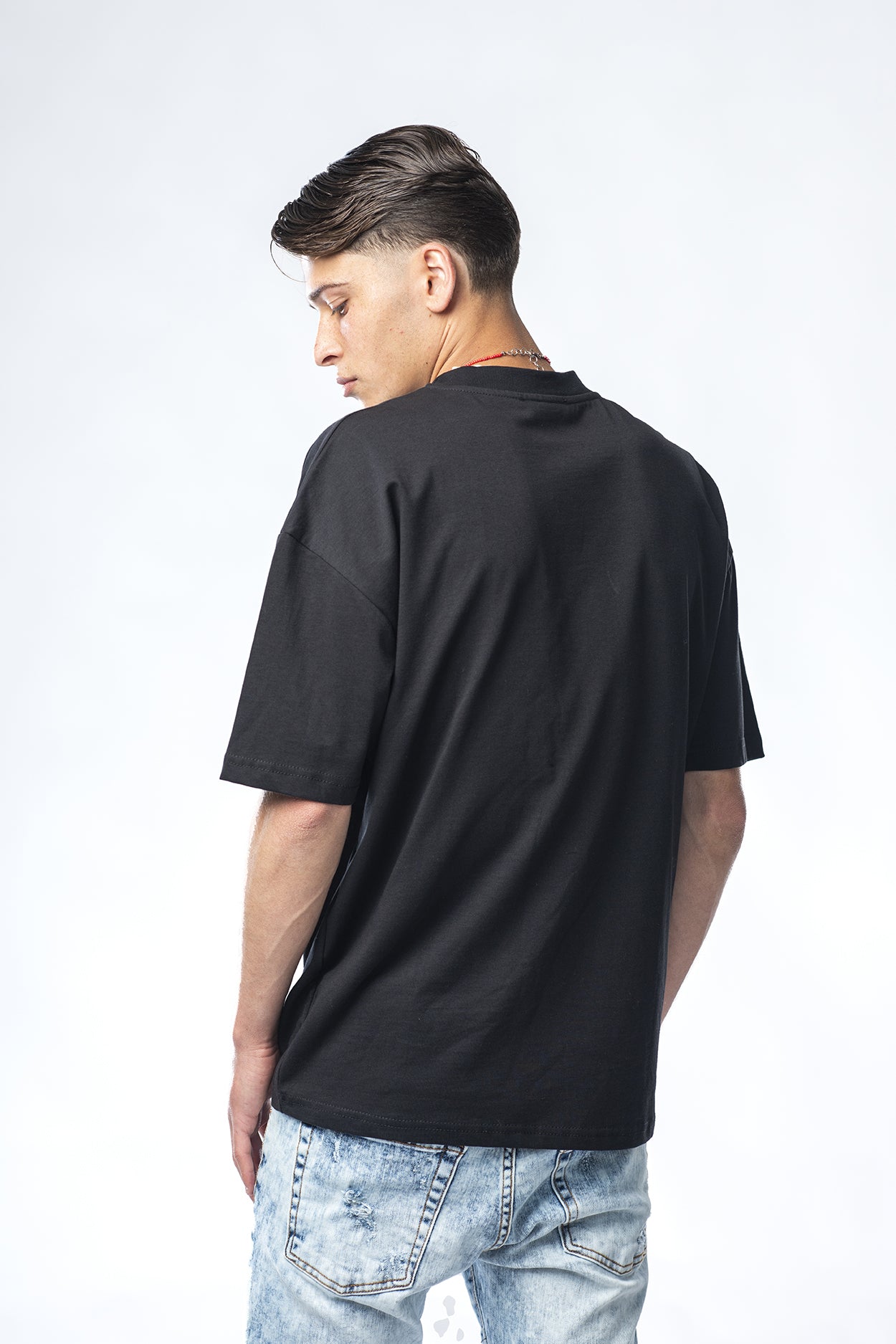 T-shirt nera con stampa Department