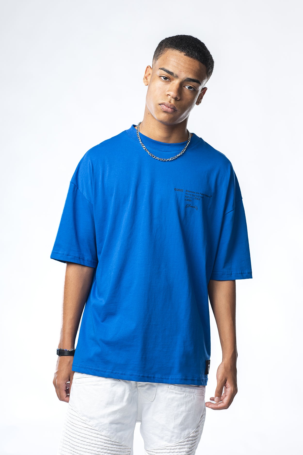 T-shirt azzurra con stampa Love Get Hurt Effemme