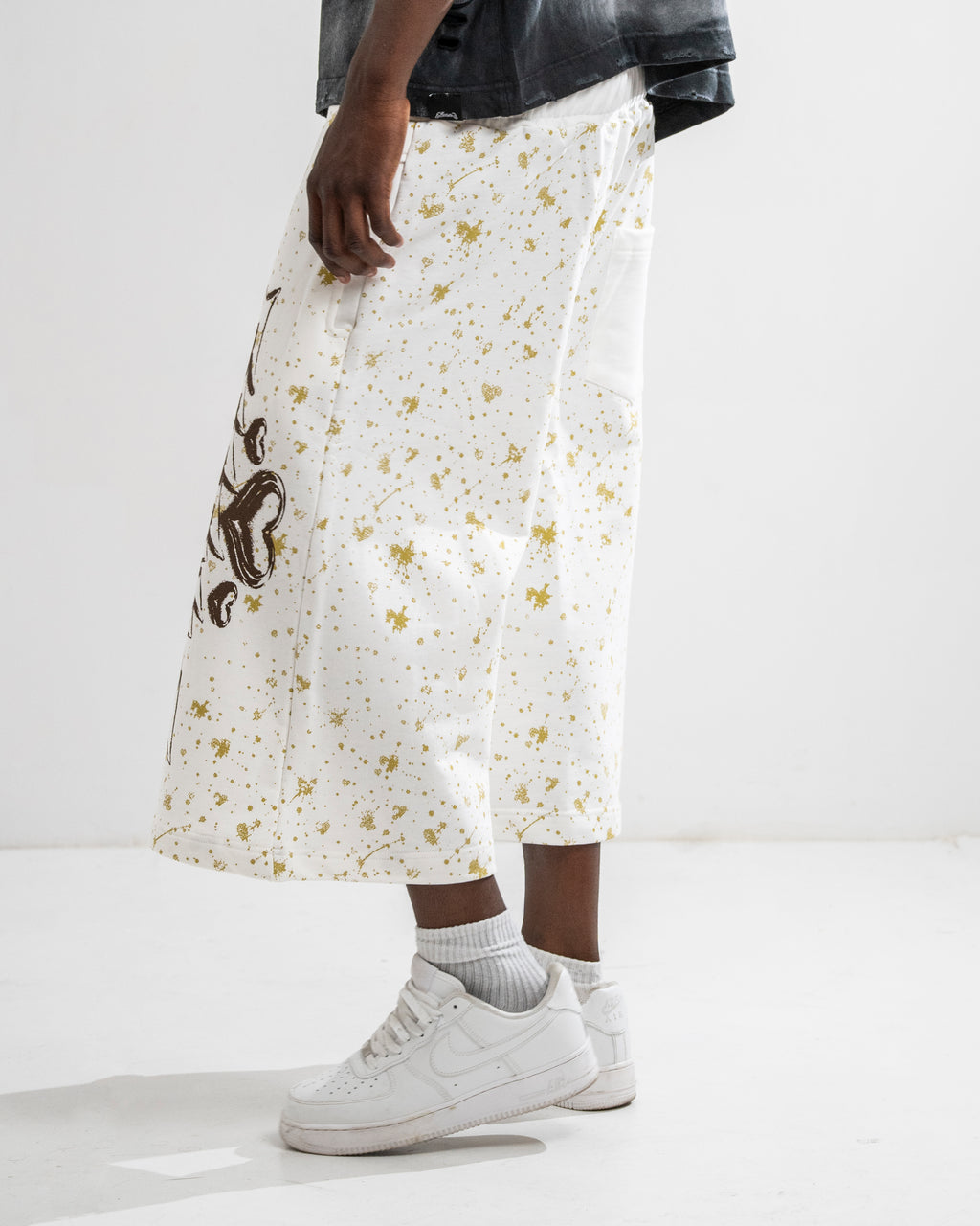REBEL HEART SHORT WHITE