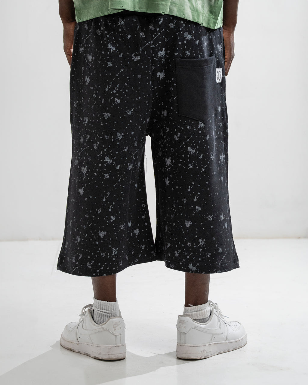 REBEL HEART SHORT BLACK