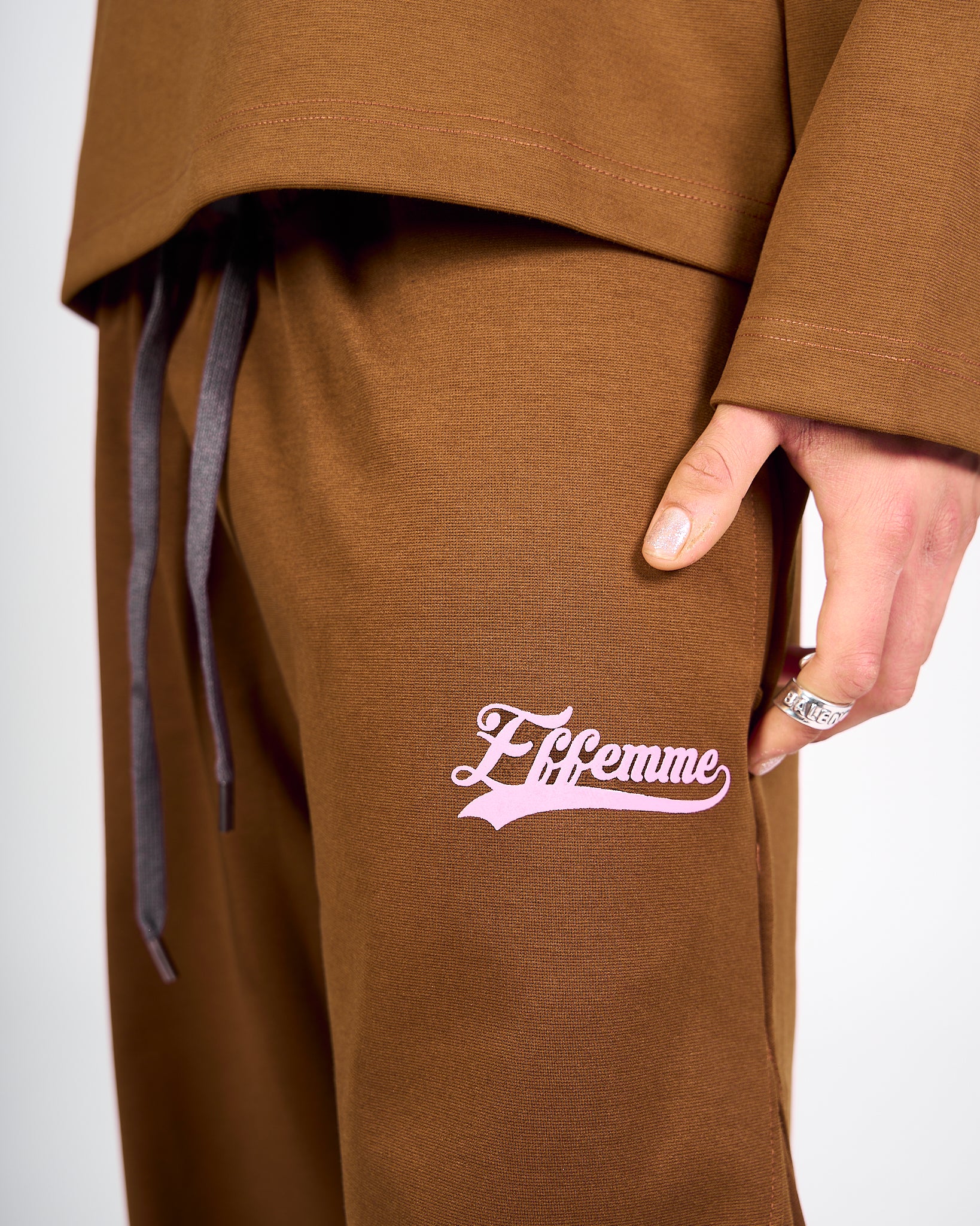 Pant Logo Brown