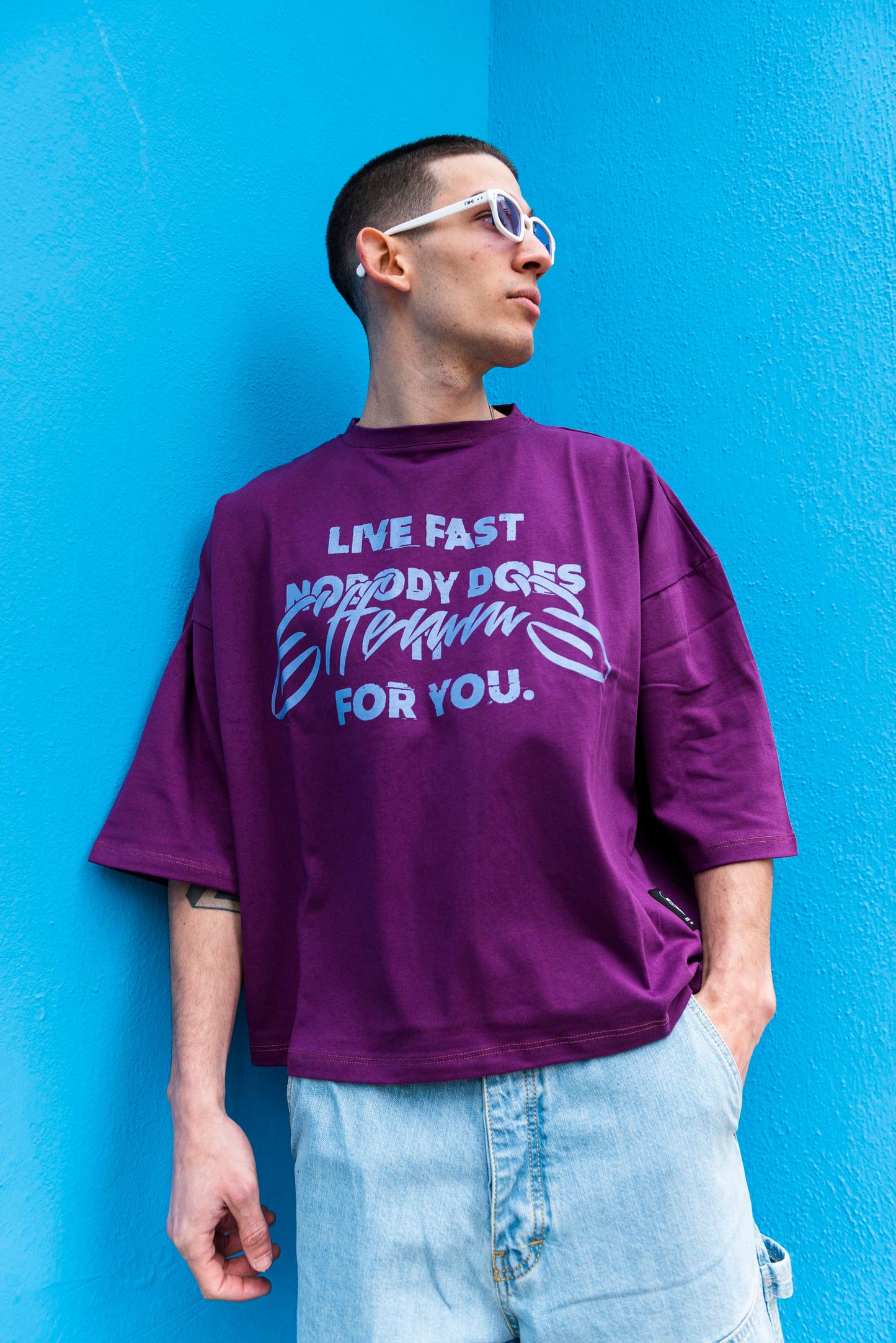 Camiseta morada Live Fast