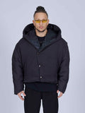 Giubbotto puffer nero con stampa sul retro