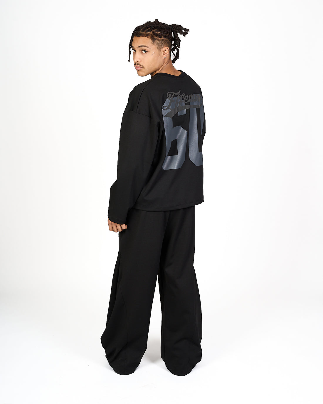 Crewneck Logo