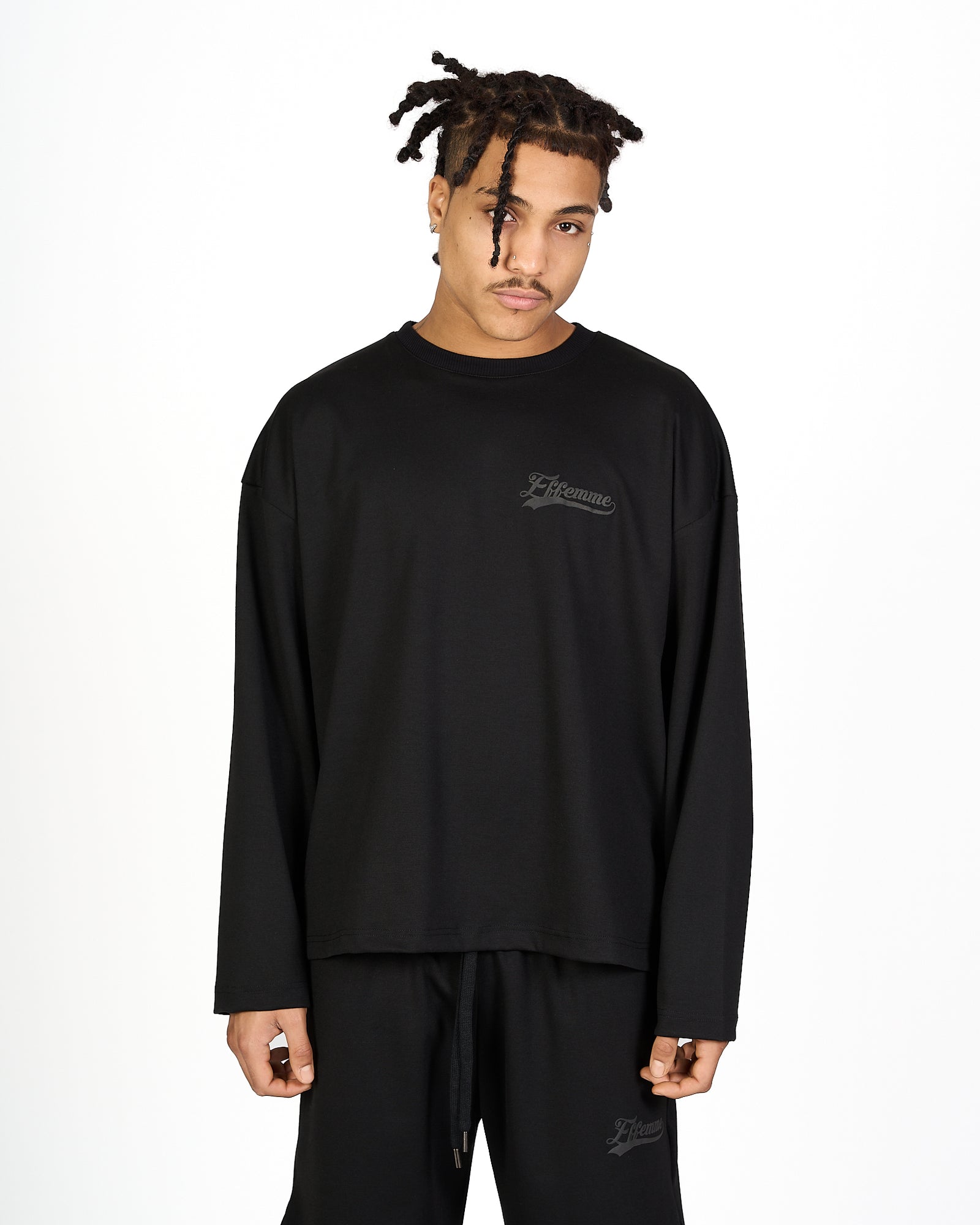 Crewneck Logo