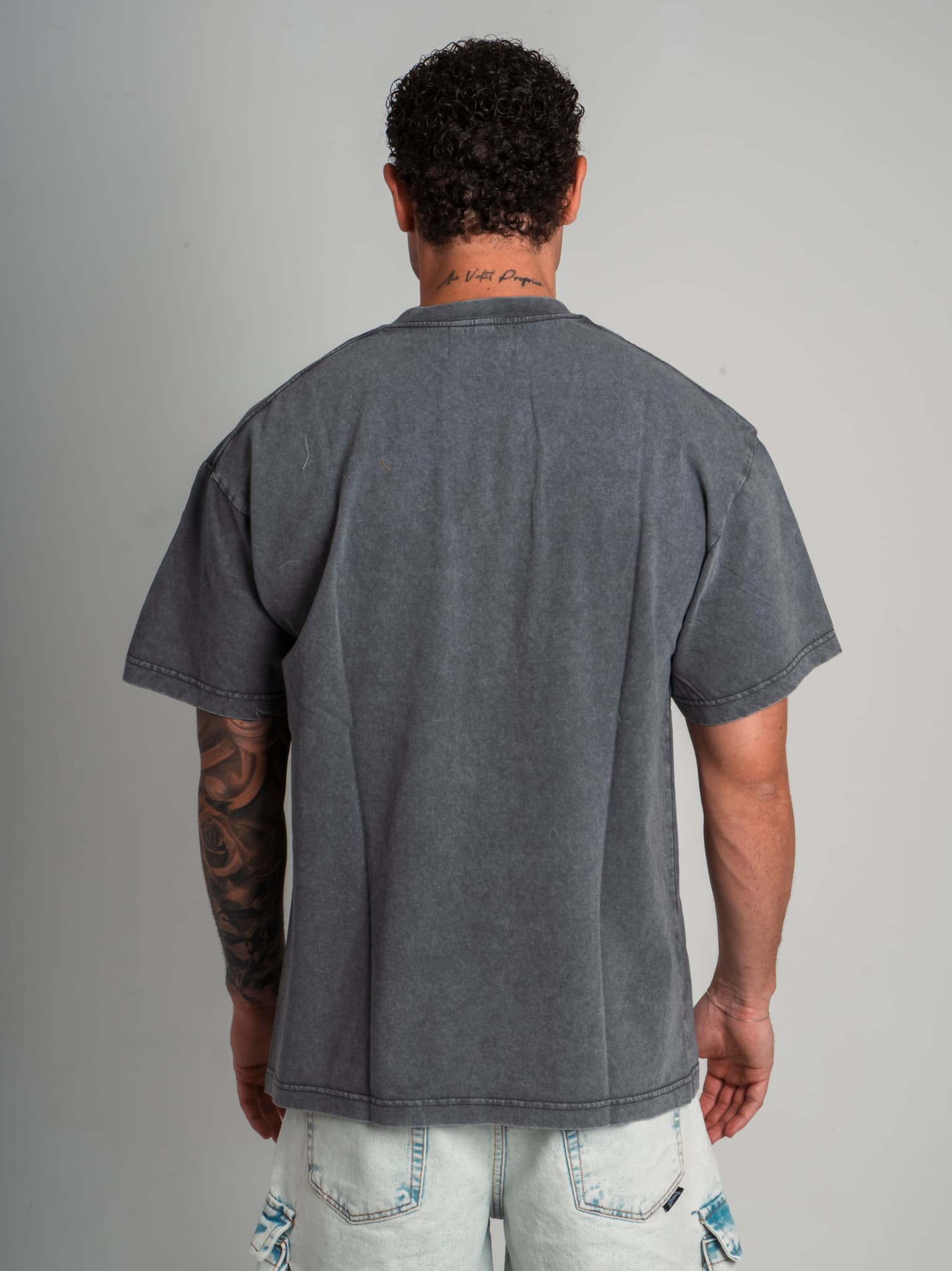 Tee Crowd Grey