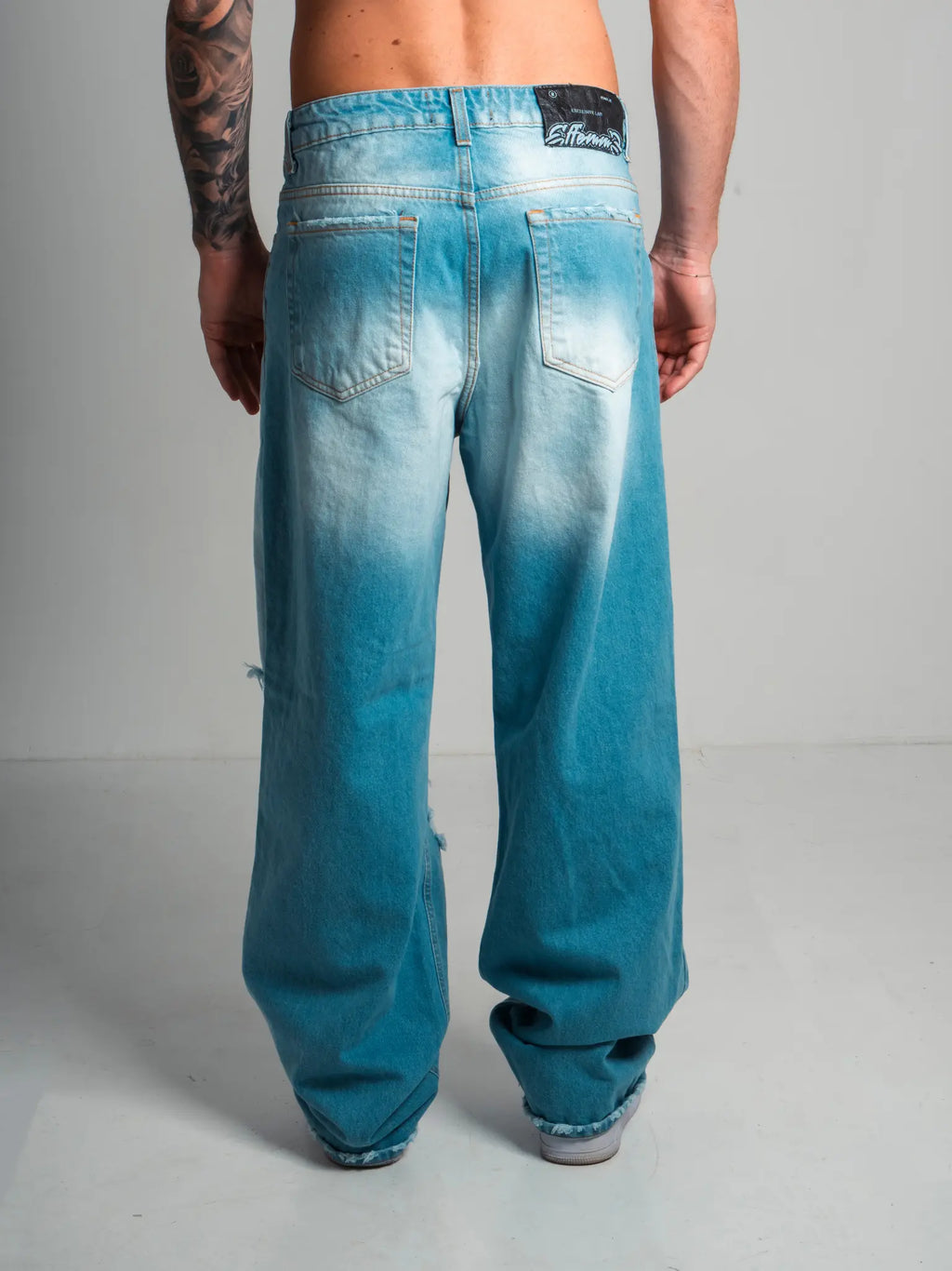 DENIM BAGGY BROKEN