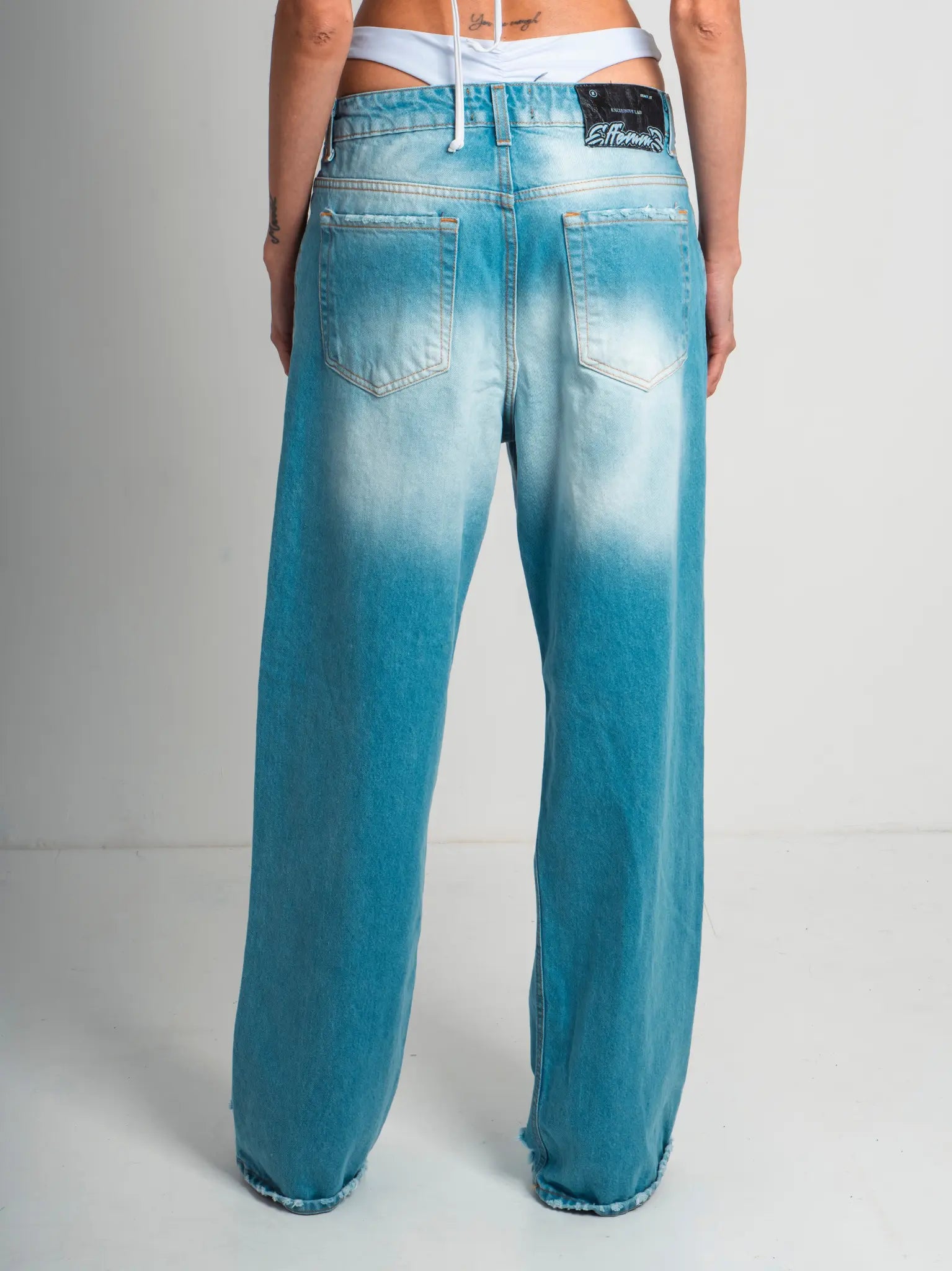 DENIM BAGGY BROKEN