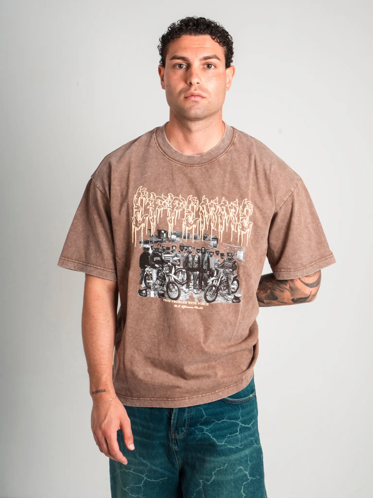 Tee Crowd Brown