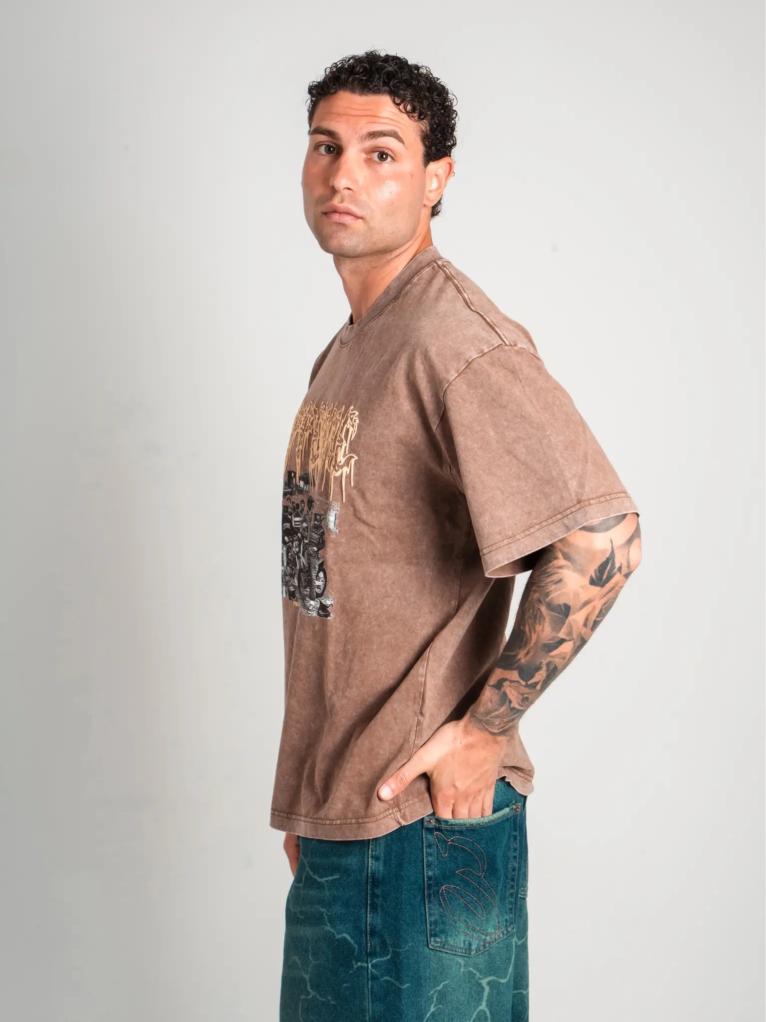Tee Crowd Brown
