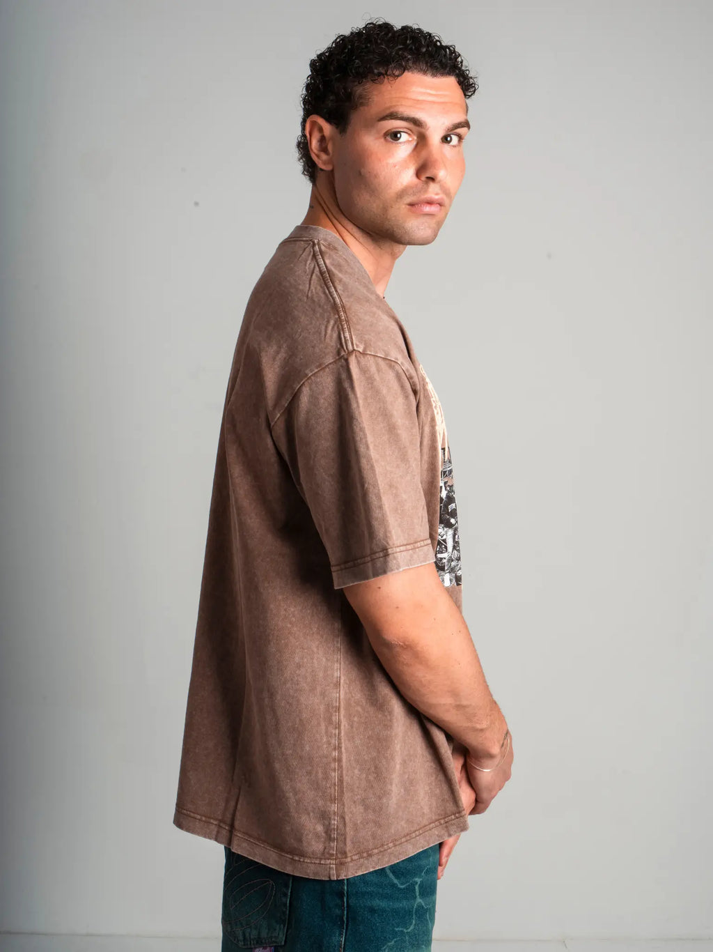 Tee Crowd Brown