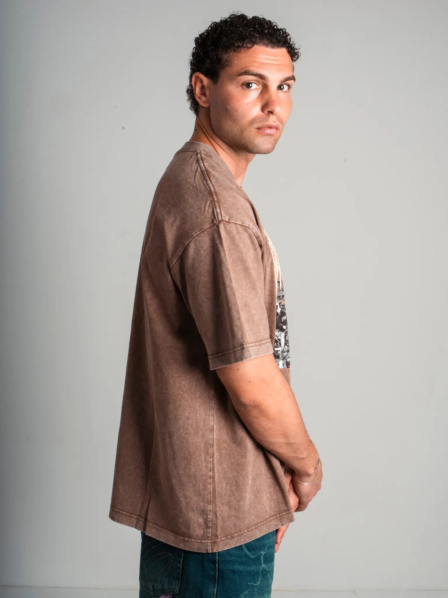 Tee Crowd Brown