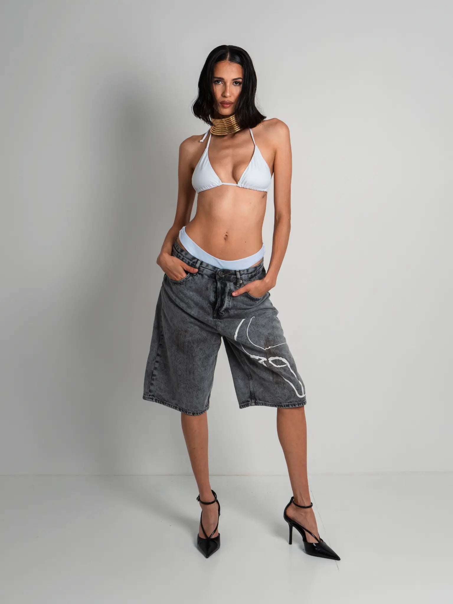 DENIM SHORT DARK GOAT