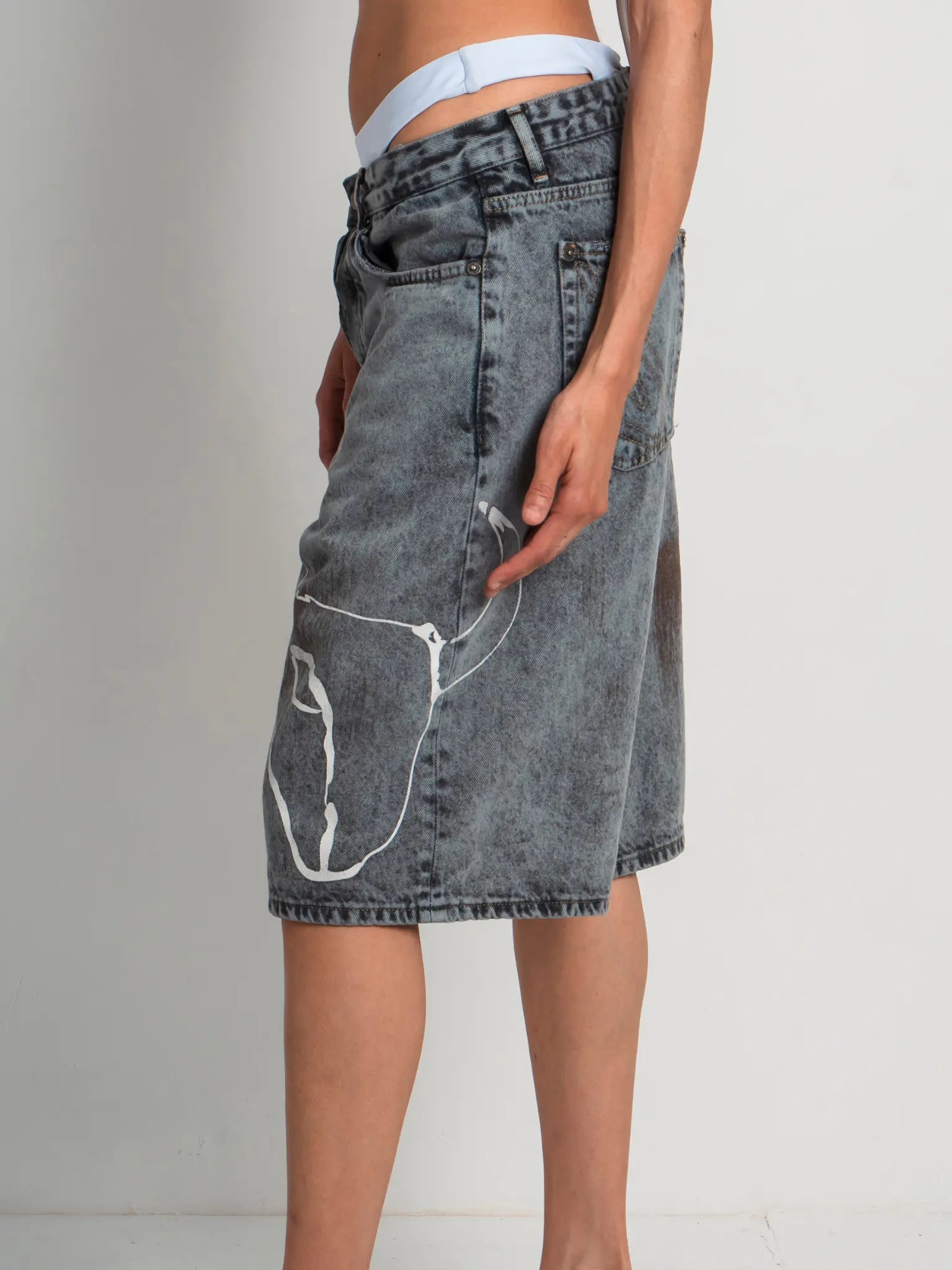 DENIM SHORT DARK GOAT
