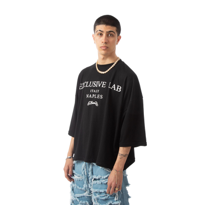 Cropped tee "Graffiti" Black - Effemme Exclusive Lab