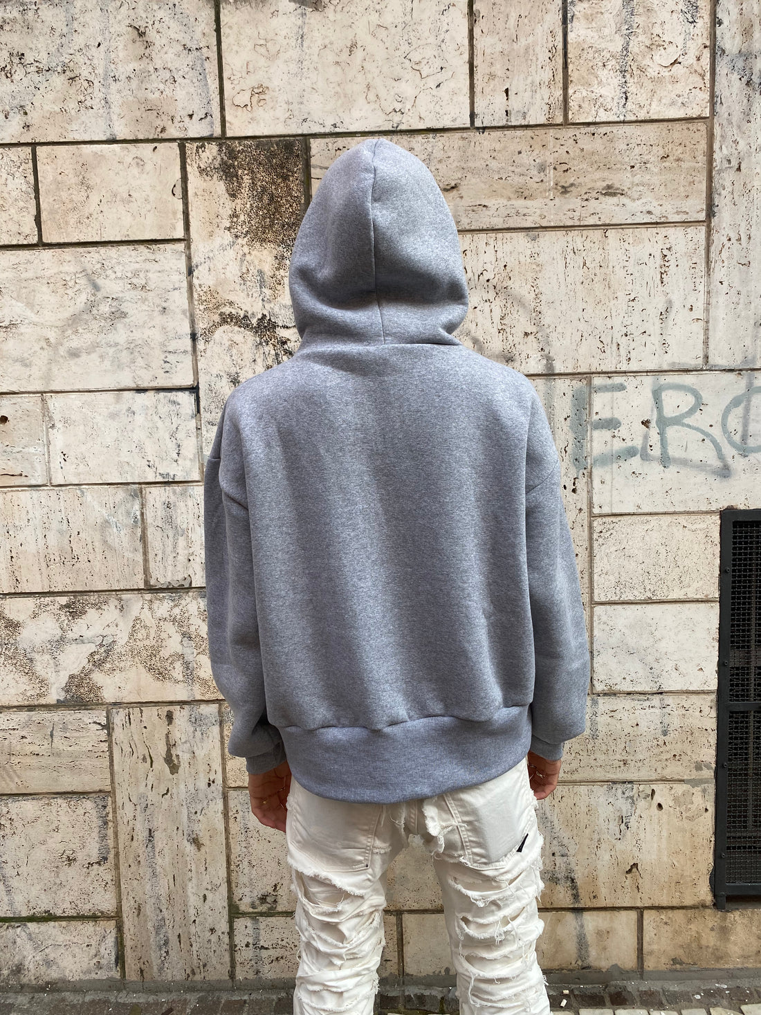 Felpa grigia cappuccio on sale